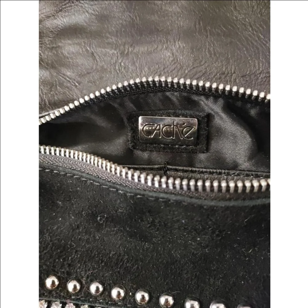 Cach'e Wristlet/Wallet - Picture 7 of 8